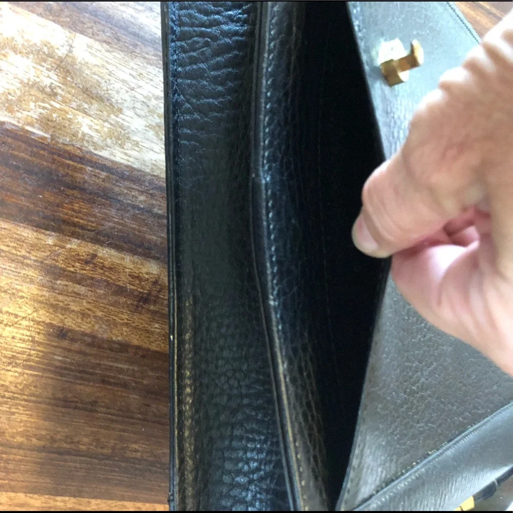 Burberry Portfolio/Document/Laptop Zip Around Case. Stunning & Classic Style!